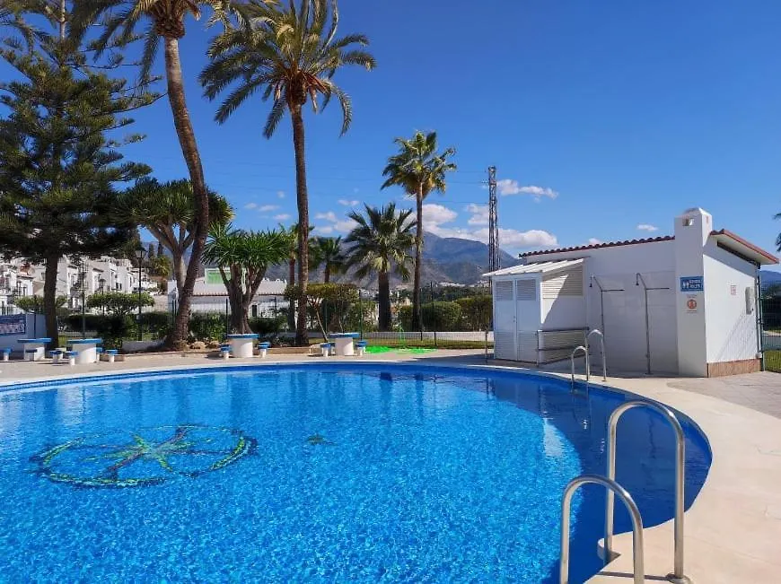 Beautiful 4 Bedroom Town House In Punta Lara Nerja Dom wakacyjny