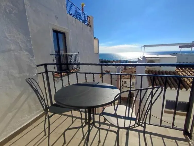 Beautiful 4 Bedroom Town House In Punta Lara Nerja