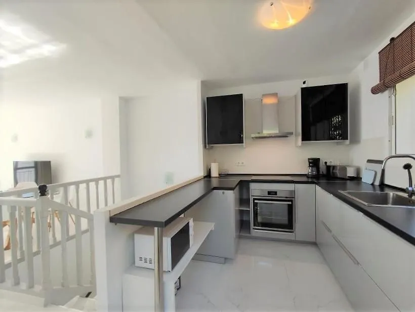 Beautiful 4 Bedroom Town House In Punta Lara Nerja